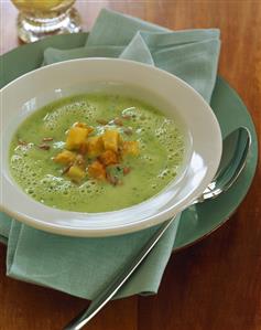 Courgette soup with potato croutons