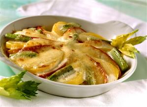 Celery and apple gratin with mozzarella topping