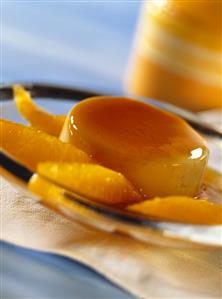 Crème caramel with oranges