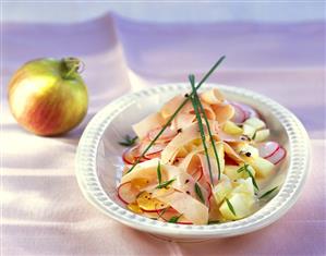 Fruity salad with turkey breast