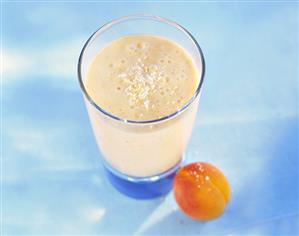 Apricot shake with coconut