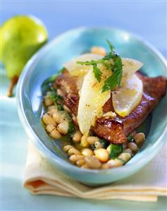 Calf's liver with beans, rocket and pear