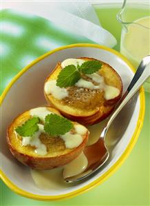 Stuffed peaches with custard cooked in Römertopf