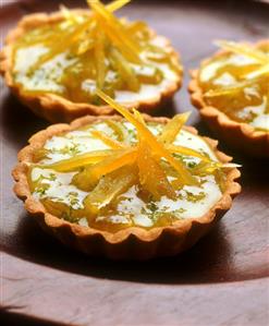 Tartlets with lemon confit