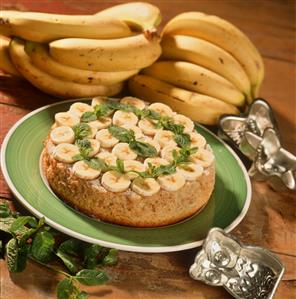 Banana and mint cake