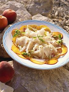 Salad de lotte aux pêches (monkfish salad with peaches)