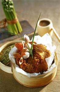 Lychee cakes cooked in bamboo steamer