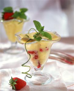 Lemon sabayon with strawberries