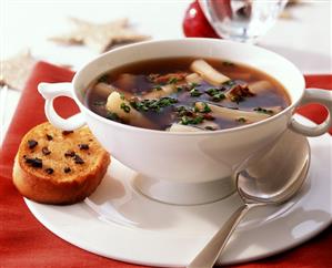 Cep bouillon with scorzonera, truffle baguette