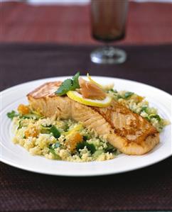 Salmon fillet with apricot and cucumber couscous