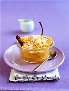 Pear and cinnamon crumble