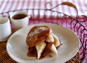 Coconut pancakes with bananas