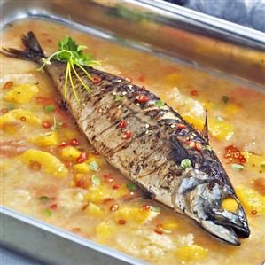 Mackerel on fruity sauce