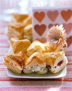 Savoury filled puff pastry hearts