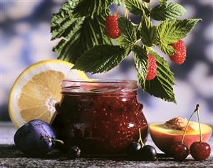 Five fruit jam