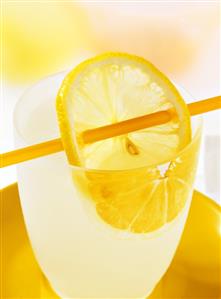 Hot lemon with honey