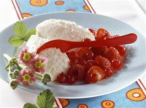 Yoghurt and egg white dumplings with fresh berries