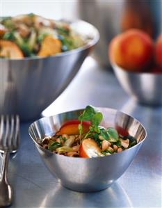 Bean salad with leeks and peach