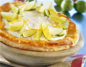 Tarte feuilletée (puff pastry tart with lemon cream)