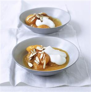 Apricot compote with low-fat quark and slivered almonds