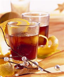 Mulled wine in glasses, with decorations