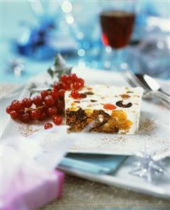 Parfait with dried fruit and berries