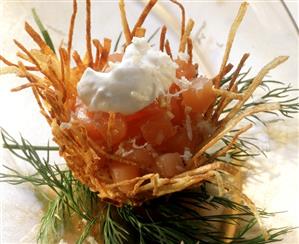 Diced smoked salmon in potato nest (1)