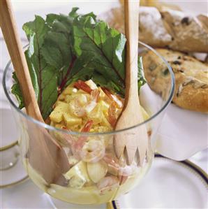 Egg salad with pineapple, shrimps & beetroot leaves (1)