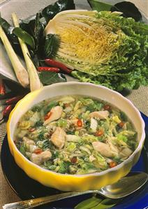 Chinese cabbage soup with chicken, rice & chili peppers