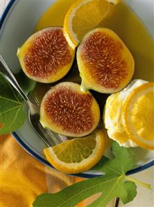 Fichi alla Gattopardo (Figs with orange sauce & ricotta)