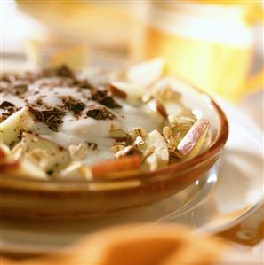 Chocolate muesli with banana whip and apples