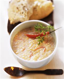 Turkish red lentil soup with chili, chervil & flat bread