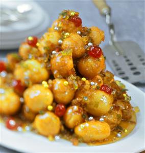 Struffoli (deep-fried pastry balls with candied fruit)