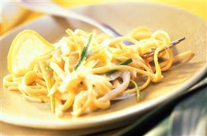 Pasta al limone (Pasta with leek and lemon sauce, Italy)