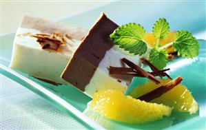 Chocolate & vanilla ice cream with oranges & grated chocolate