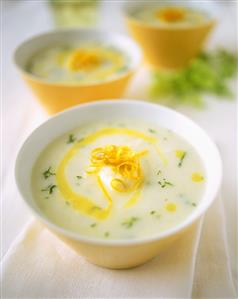 Cauliflower soup with parsley and orange zest