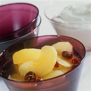 Apple compote with raisins and ginger mousse