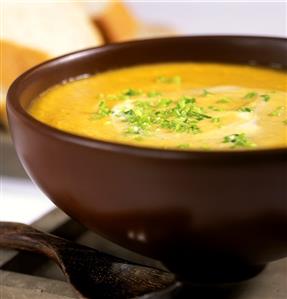 Red lentil soup with snipped chives