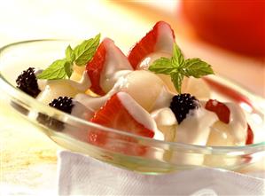 Melon and berry salad with cardamom mousse for diabetics