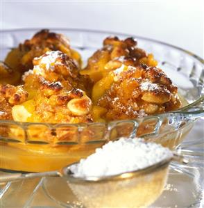 Pesche ripiene (peaches stuffed with amaretti, Italy)