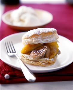 Puff pastry tart with fruit and icing sugar