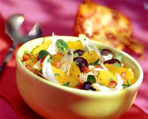 Orange salad with olives, fennel and pomegranate seeds