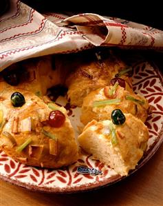 Brioche with candied fruit