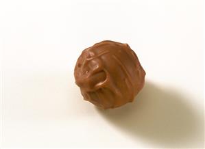 Milk chocolate nougat ball