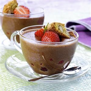 Mousse au chocolat with fresh berries