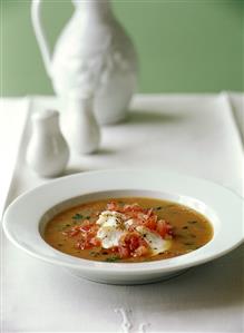 Tomato soup with fish