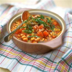 Vegetable soup with noodles and beef