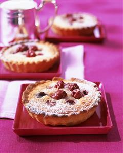 Macaroon cakes with cherries