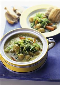 Mixed vegetable stew with new potatoes