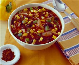 Vegetable chilli with sweetcorn and peppers